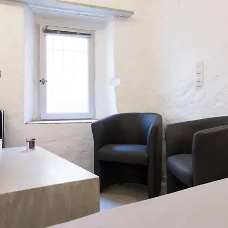 Le Panisse - - 9 Min Palais -